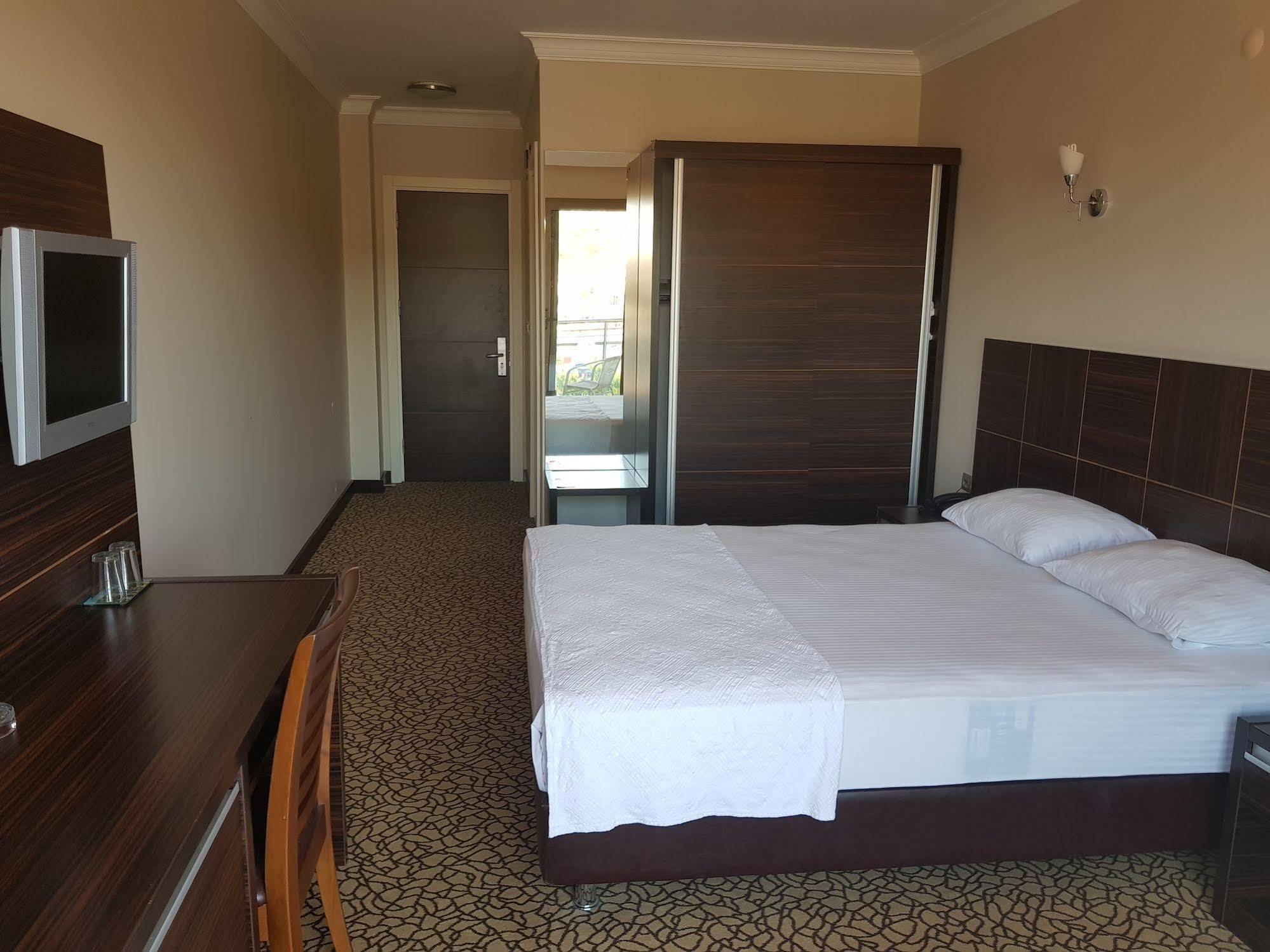 Suena Hotel Çeşme Zewnętrze zdjęcie